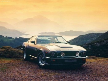 Aston_Martin-V8_Vantage_1977_800x600_wallpaper_01