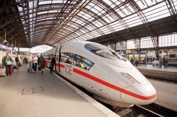 German-Trains-will-run-on-Renewable-Energy-by-2050-2